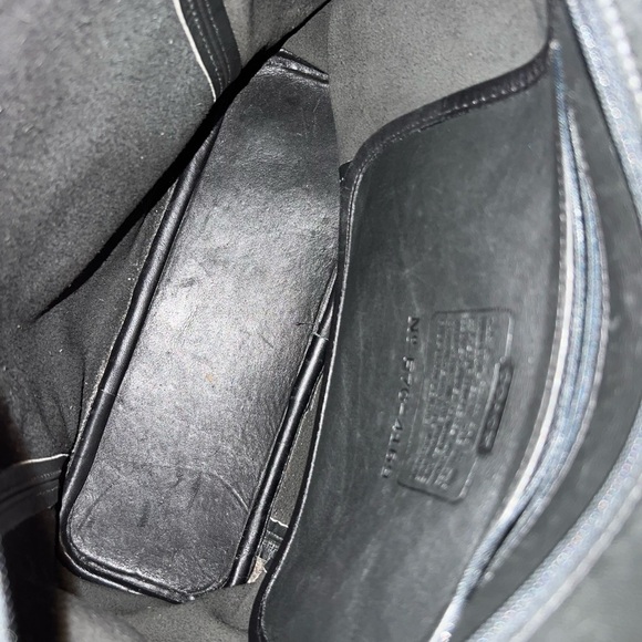 Vintage COACH ERICKSON
SOHO Black Leather Shoulder
Bag 4169 - Picture 13 of 14
